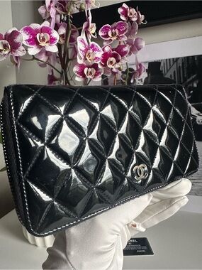 Chanel 16 Series Black Patent Quilted Zip Around Long Wallet w/Auth Card